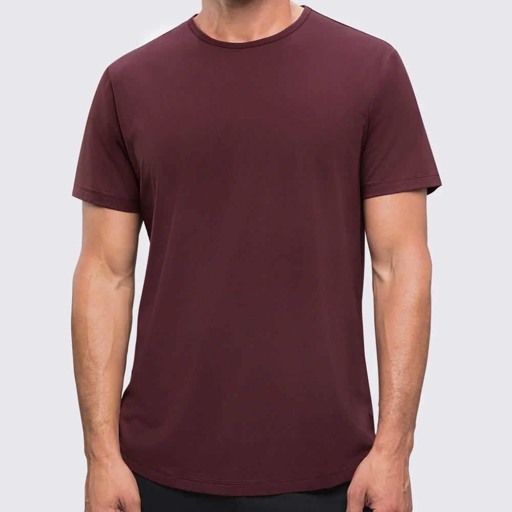 CUTS CURVE-HEM Men's Maroon/Burgundy T-Shirt